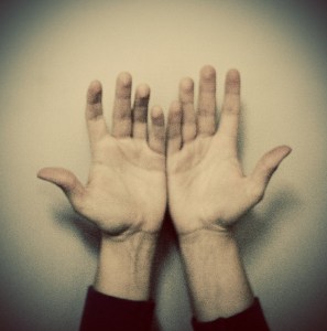 Loosely - Luz Bratcher